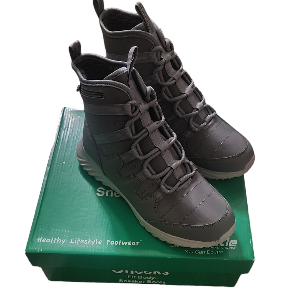 NWB! Cheeks Tony Little Gray Sneaker Boot 8